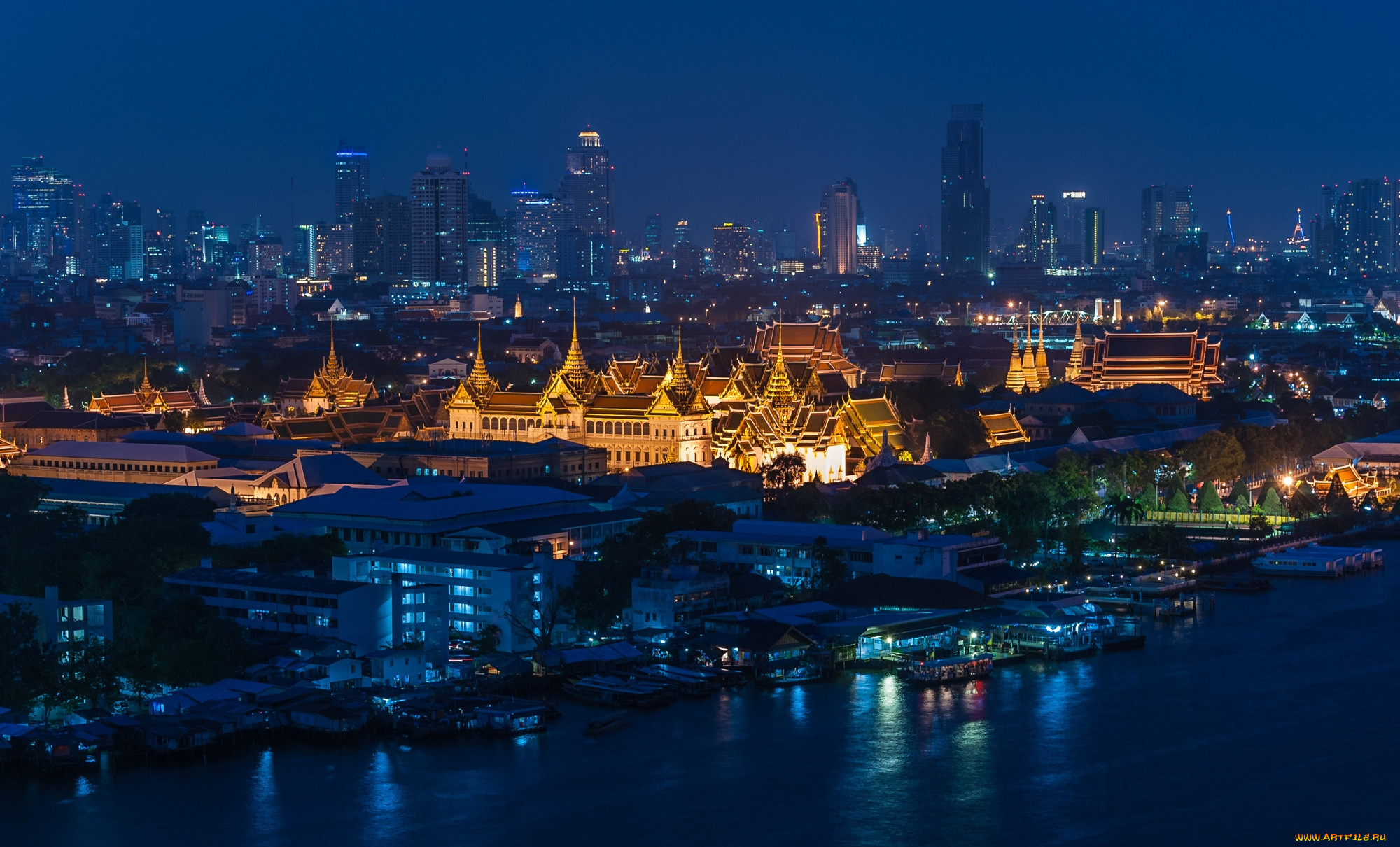 Крупнейшие города таиланда. Бангкок столица. Тайланд город Бангкок. Храм Арун Тайланд. Королевский дворец в Бангкоке.